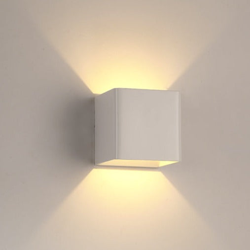 Minimal Cube Outdoor LED Wall Lamp - BEJUSTSIMPLE
